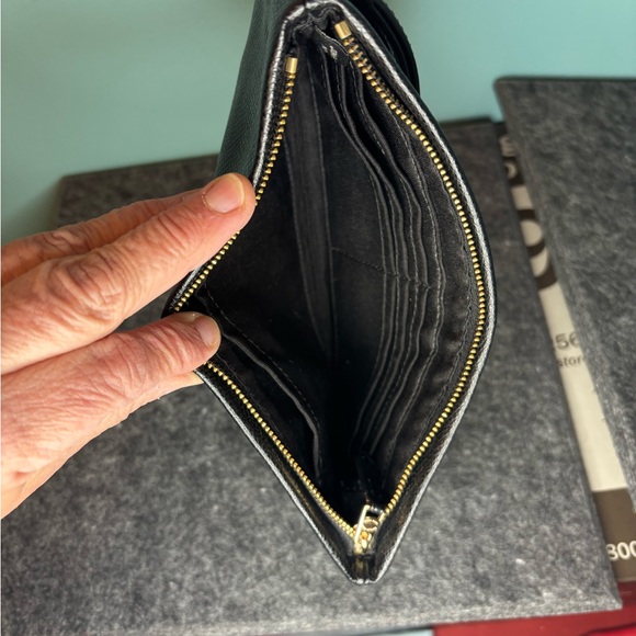 Coach Lyla Wristlet large NWOT - Picture 6 of 9